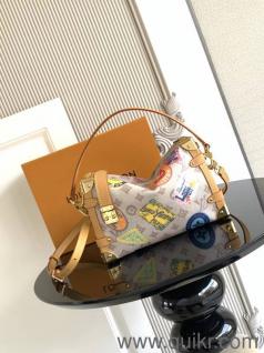 Branded new bag with all accessories, packaging, tags and bill