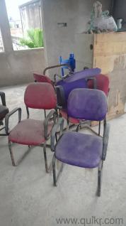 2 Used Revolving Chairs and 5 Office Chairs Use up for Sale