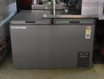 Voltage 301 L deep freezer. Excellent condition. 