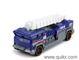 5 ALARM HOT WHEELS FIRE TRUCK ( UNBOXED ) MINT CONDITION 