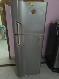 godrej eon fridge in good condition with 272 L capacity 