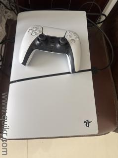 PS5 Disc Edition  -5  Months Old  Like New Condition