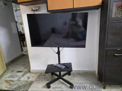 VW 43inch Smart TV + Firetv stick + Trolley Stand+ HDMI and Audio Cables+ Original Stand