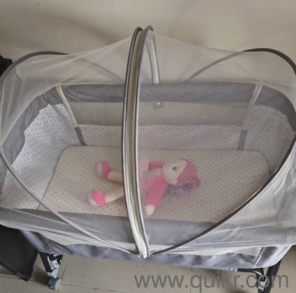 star and Daisy cot cradle