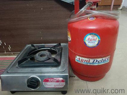 Gas cylinder with stove urgent sell intrested person msg me 