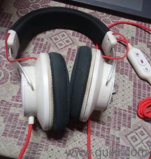 Boat immortal 1000 D headset with mic (detachable)