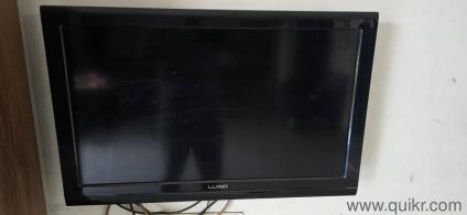 32 inch LCD TV and Tata sky set up box