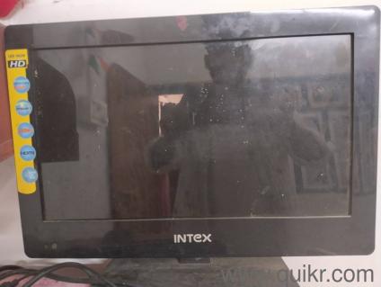 very good condition and very nice LED