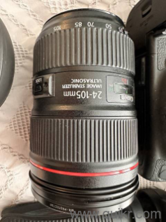Canon 5D Mark IV Camera with 24-105mm F/4 Is USM EF Lens Battery Grip And Flash