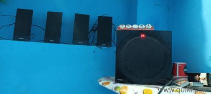  best condition and 4 speaker+ 1 buffer