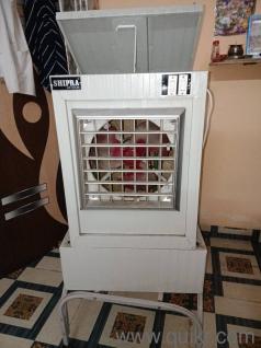 big size cooler with stand And small size cooler 