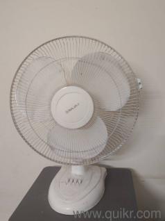 Bajaj 400mm Table Fan. Comes with the Box.