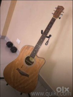 Acoustic Guitar 