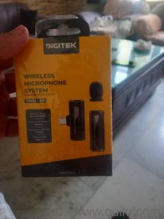 BRAND NEW DIGITEK WIRELESS MICROPHONE FOR MOBILE