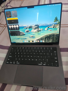 macbook pro m5 in warranty 