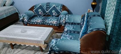 2+2 sofa set ek sagaun ki table glass sahit