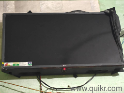 LG 32 Inch LED TV with Remote - Excellent Condition