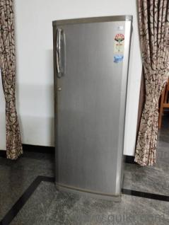 LG REFRIGERATOR 5* GOOD CONDITION