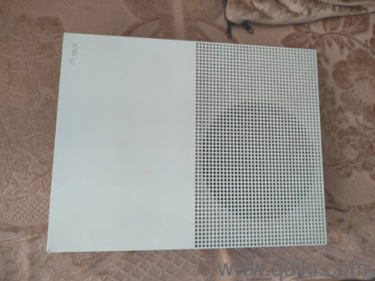 XBOX ONE S 500GB Only Play Offline Play Original CD No Go Online  Internet Not Working original pics in