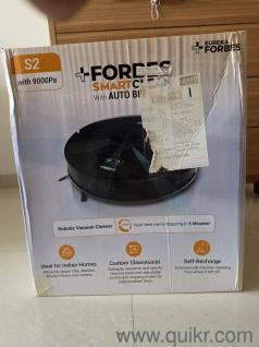 Eureka Forbes Smart Clean with Auto Bin | Robot Vacuum & Mop | Mint Condition
