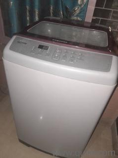 washing  machine fully automatic  Samsung  in good condition 