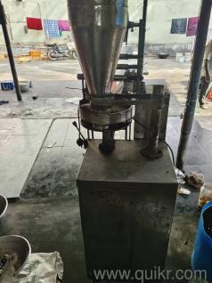 peanut / buttani packing machine 