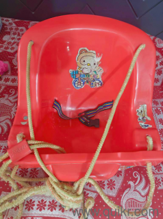 kids swing jhoola red colour 