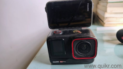 Insta 360 ace pro 1.5yrs old with 128gb memory card 