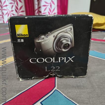 Nikon digital. Camera L22 new one with tripod & SD card