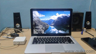 Apple macbook pro 2011, intel core i5 3000. 10gb ram, 500 gb hard drive