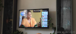 Samsung 30 inch HD Smart LED TV