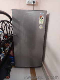 Electrolux 170 litre single door refrigerator in good condition 