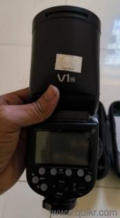 Godox V1-S Round Head Camera Flash Speedlite Flash 