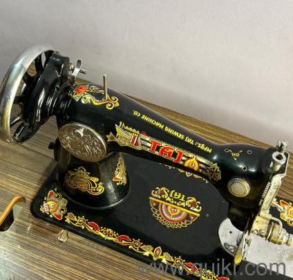 Taj Stitching Machine unused