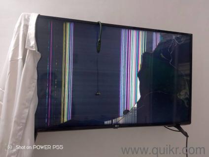 43 inch lg ka tv hai sirf display tut gaya hai baki all parts are working serious people message me 