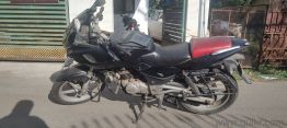 Bajaj Pulsar 220 - 2008