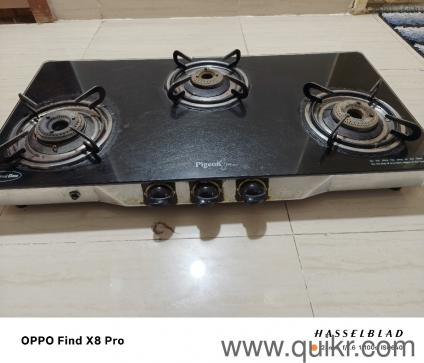 3 year old Pigeon- 3 Burner Gas Stove for sale.