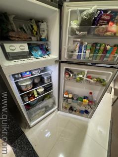 Move out sale- 1 Onida Air Conditioner  2 Ton, 3 Star (2018 Model)  18,000 2 Croma Air Conditioner  1 Ton, 3 Star (2023 Model)  15,000 3 LG Refrigerator  246L Double Door - Rs 12000