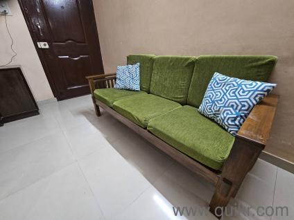Sofa set with center table