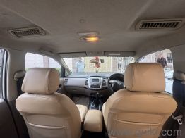 Toyota Innova 2.5 V 8 STR - 2016