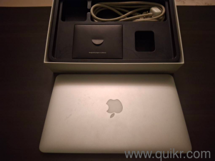 macbookair 2014, i5, 4gb, 128 gb.. needs easy n free software update...charger heats up a bit otherwise its completely fine