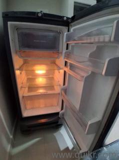 single door fridge 