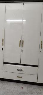 Selling of beautiful Wardrobe