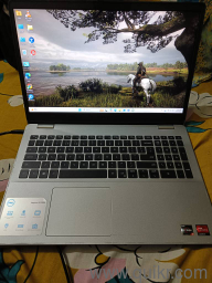 Dell Inspiron 3505 Laptop  AMD Ryzen 3 8GB RAM 256GB SSD