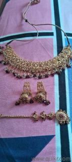 I am selling jewellery 