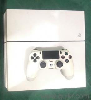 PlayStation 4 | urgent sell |