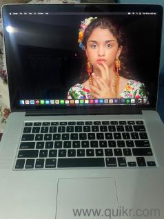 Macbook Pro 2015 A1398 EMC2910 16inch vivid 16GB RAM 512SSD Retina