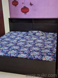 King size bed ROYAL OAK  brand in excellent condition