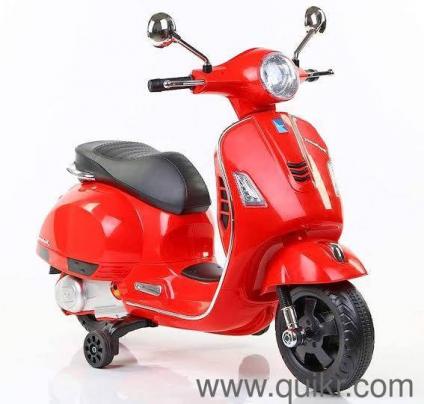 Vespa Electric Scooty for kids