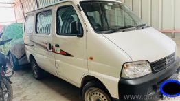 Used Maruti Suzuki Eeco 2022 Model Images